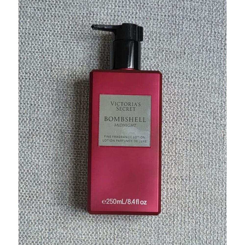 Victoria's Secret Bombshell Midnight Fine Fragrance Lotion 8.4fl oz